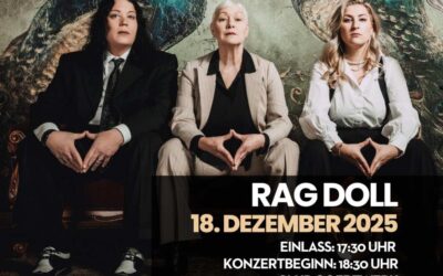 Rag Doll goes Christmas